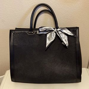 Gorgeous Black Laptop Bag w/strap